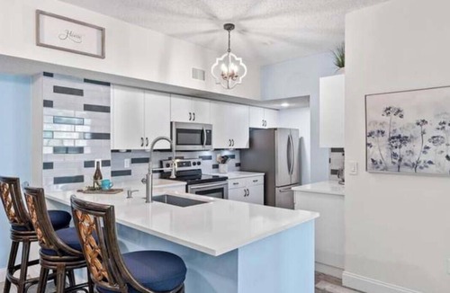 Crown Pointe Condo | Cozy 2-bedroom condo in gorgeous Naples