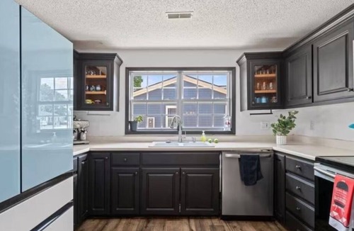 Simpsonville House | Cozy 2-bedroom house in marvelous Simpsonville with AC and gym