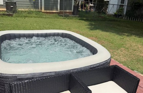 Simpsonville House | Cozy 2-bedroom house in marvelous Simpsonville with AC and gym