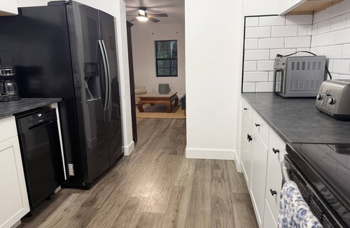 Bartow House | Cozy 2-bedroom house in charming Bartow traveling nurses and vacationers welcome