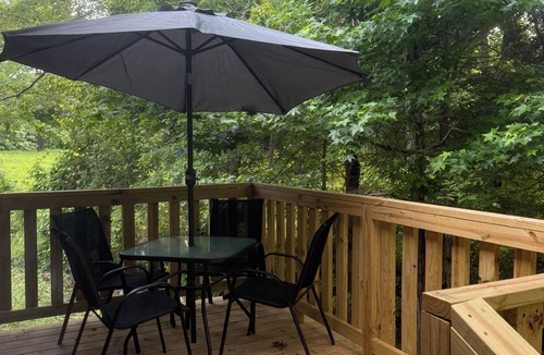 Buchanan Cottage | Cozy 2-bedroom Tiny cottage near KY lake at 3 mints from brakers marina/resort.