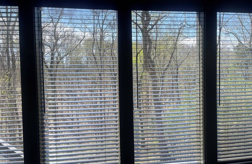 Sevierville Cabin | Cozy 2-bedroom tree-house cabin in terrific Sevierville, Minutes from town