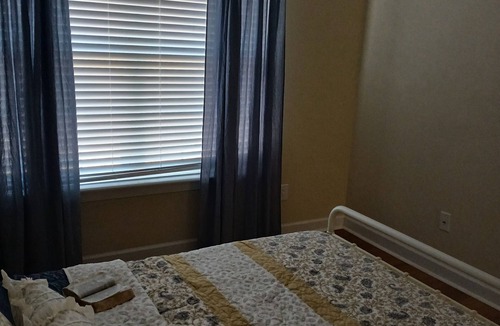 Evans House | Cozy 2 bedrooms in Evans for Travelling Medical Professionals