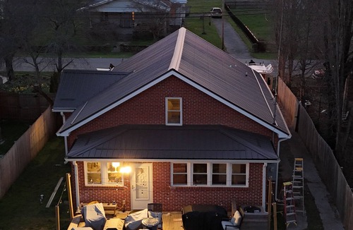 Roan Mountain Cottage | Cozy 3-bedroom cottage in tranquil Roan Mountain with AC