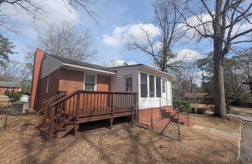 Terry Sanford House | Cozy 3-bedroom house with AC in the heart of Haymount
