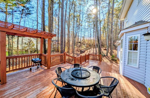 Cary House | Cozy 3BR/2.5BA House near RTP, RDU & Downtown Cary