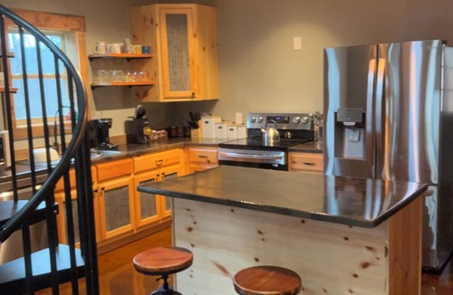 Tuckasegee Cabin | Cozy 4-bedroom cabin in the Appalachian mountains of peaceful Tuckasegee, NC