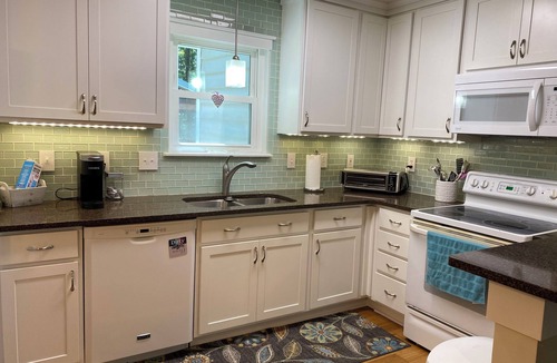 Mint Hill House | Cozy 4-bedroom house on Cul-de-Sac in Mint Hill