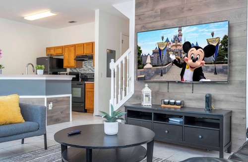 Bellavida House | Cozy 4 bedrooms close to Disney