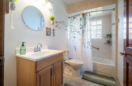 Deltona Lakes House | Cozy 4bed 2bth villa - daytona beach
