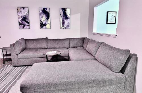Burton Apartment | Cozy And Centrally Pet Friendly