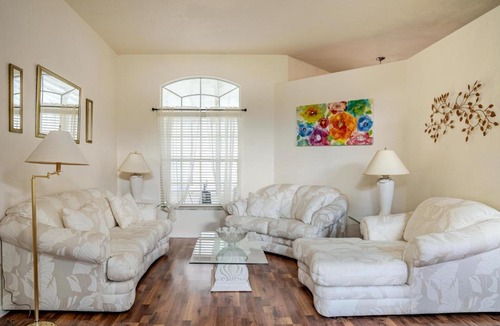 Valrico House | Cozy and Comfortable Spacious Home 3-Bed 2-Bath Sleeps 7