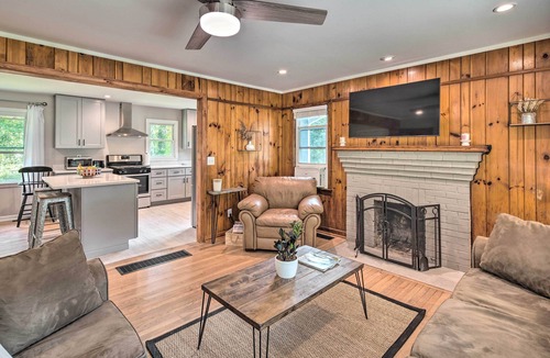 Skyland Cottage | Cozy Arden Cottage, 2 Mi to Lake Julian Park!