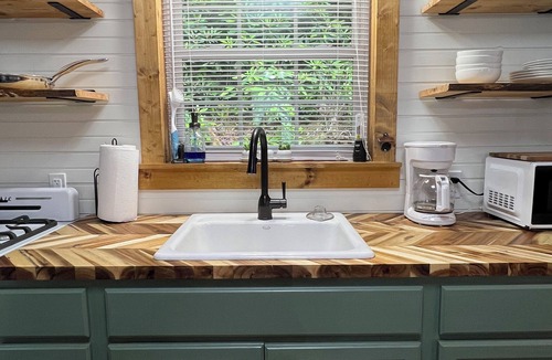 Rosman Cabin | Cozy Cabin on Farm, Waterfalls, Near Parkway, Brevard, Pisgah, DuPont & Lakes