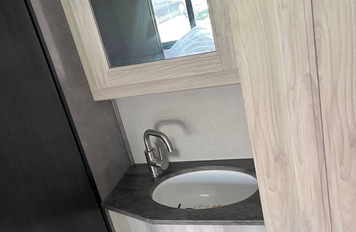 Jacksonville House | Cozy caravan in fabulous Jacksonville with AC