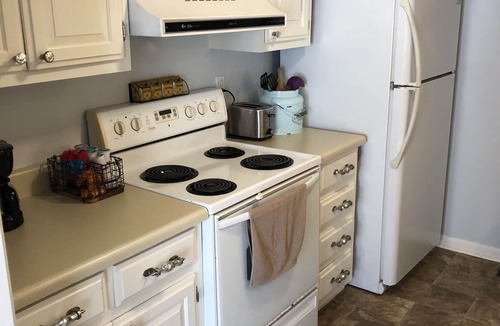 Hardy House | Cozy Cherokee Village Townhouse – Near Spring River!