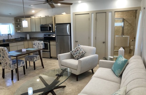 Goodland Cottage | Cozy coastal cottage in Goodland