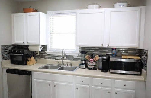 Garden City House | Cozy, Contemporary Haven Near Historic Downtown
