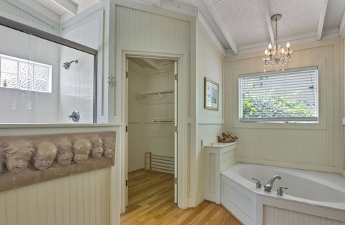 Fair Play Cottage | Cozy Cottage Comfort on Lake Hartwell Waterfront