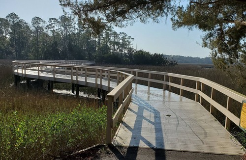 Moss Creek Cottage | Cozy cottage situated on na tidal salt marsh with stunning panoramic view!
