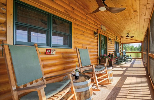 Ludowici Cabin | Cozy Country Cabin near Savannah, Georgia The Perfect Staycation
