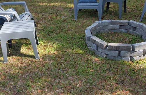 Statesboro Cottage | Cozy Country Cottage in enchanting Statesboro with AC