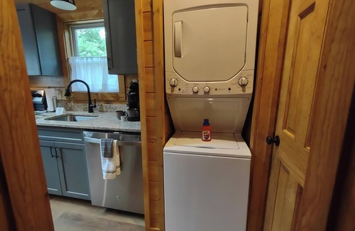 Bryson City Cabin | Cozy Creekside Cabin in Bryson City, North Carolina