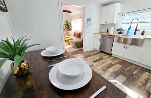 Fairview Shores House | Cozy home 5min to Park Ave and Downtown Orlando
