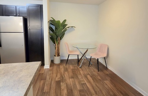 Fort Mill Apartment | Cozy King Suite/Smart TVs/Self Check-In/Free Parking & Wi-Fi