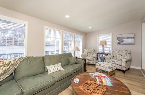 Southmont House | Cozy Lake House on Abbots Creek, Lexington NC