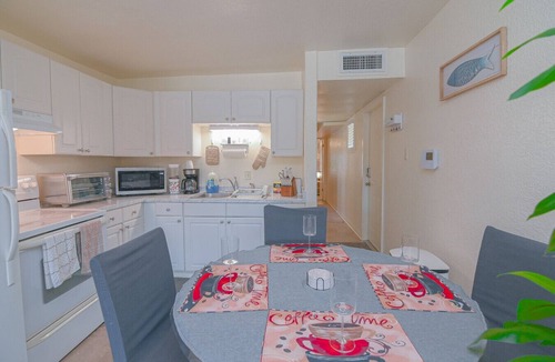 Crooked Lake Park Apartment | Cozy Lakeside Retreat with Water Views — Peaceful 2BR Top-Floor Cottage