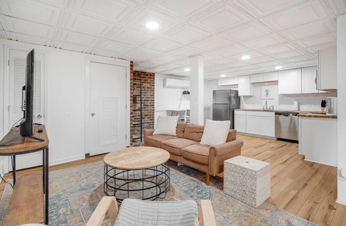 Blowing Rock Apartment | Cozy Mountain Stay, 5 Minutes to Downtown, and Hiking!