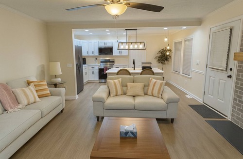 Fayetteville House | Cozy newly renovated 4-bedroom house in Fayetteville Jack Britt area