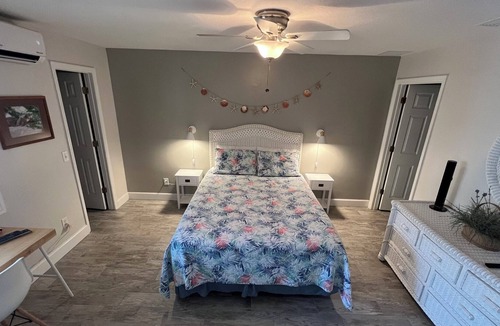 Melbourne Beach Apartment | Cozy One Bedroom Beachfront Apartment in Melbourne Beach Florida!