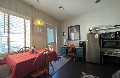 Northeast Raleigh Apartment | Cozy Private Guest House near Neuse River in Raleigh, Pet-Friendly! Premier Host