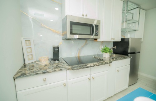Mariner House | Cozy private Suite with full Kitchen