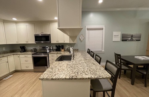 Bridgeton Cottage | Cozy riverfront cottage with an amazing view, minutes from downtown New Bern.
