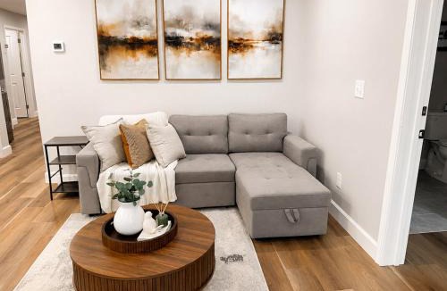 Cliftondale Apartment | Cozy & Spacious 2BR Private Suite Near ATL Airport