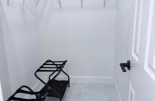 Lakeland Apartment | Cozy Studio Apartment
