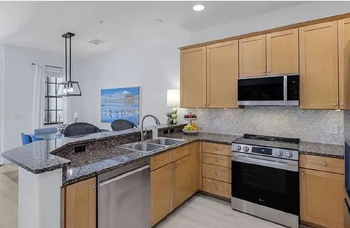 Ole House | Cozy Townhouse and Resort-style Living – Ole at Lely Resort!