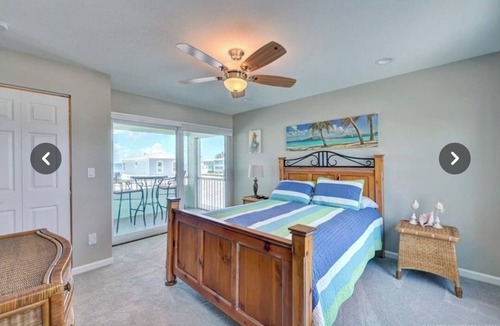 Hutchinson Island South Villa | Cozy villa a short walk from the beach ready for your family.