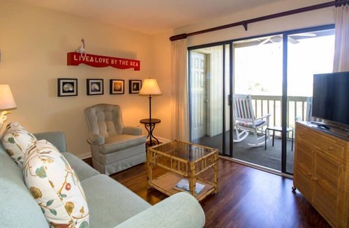 Saint Helena Island House | Cozy Villa w/ Gorgeous Marsh & Canal Views - Near Beach Club & Tennis