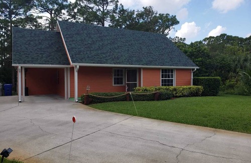 Vero Beach House | Cozzi cottage paradise with private entrance
