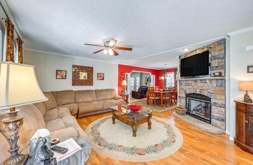 Topton House | Creekside Haven w/Fire Pit Near Nantahala River