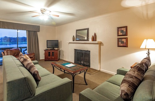 Lake Tansi Condo | Crown Resorts Lake Tansi East 3 Bedroom, 2 Bathroom Condo w/ 2 Queen, 2 Twins