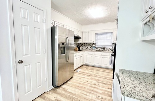 Lawrenceville House | Cute & Cozy 3BR Home - 8 Min to Mall of Georgia - Convenient Location
