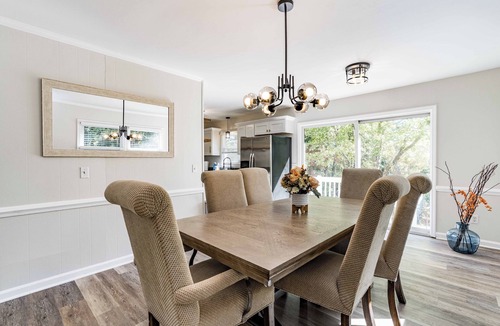 North Raleigh House | Cute home w firepit & king bed -starts at 3.5k/month