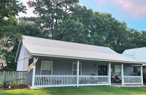 Bloomingdale House | Cute house on a quiet street w/Air UV Filter