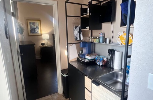 Plant City Apartment | Cute Lake Themed InLaw Suite with Trails in Peaceful Setting