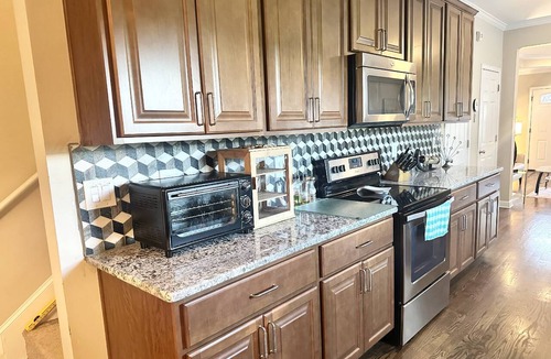 Summerhill House | Cute Neighborhood, Fenced in Yard, Pets Welcome, Driveway Parking